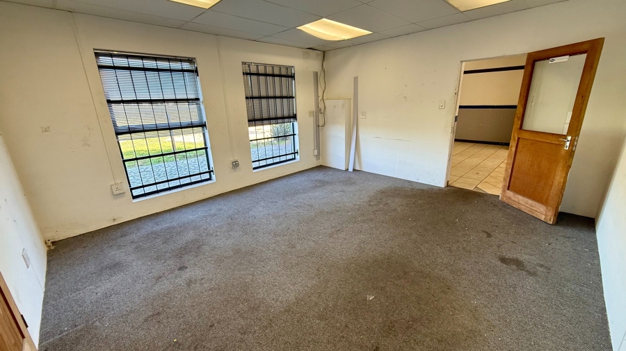 To Let commercial Property for Rent in Knysna Central Western Cape